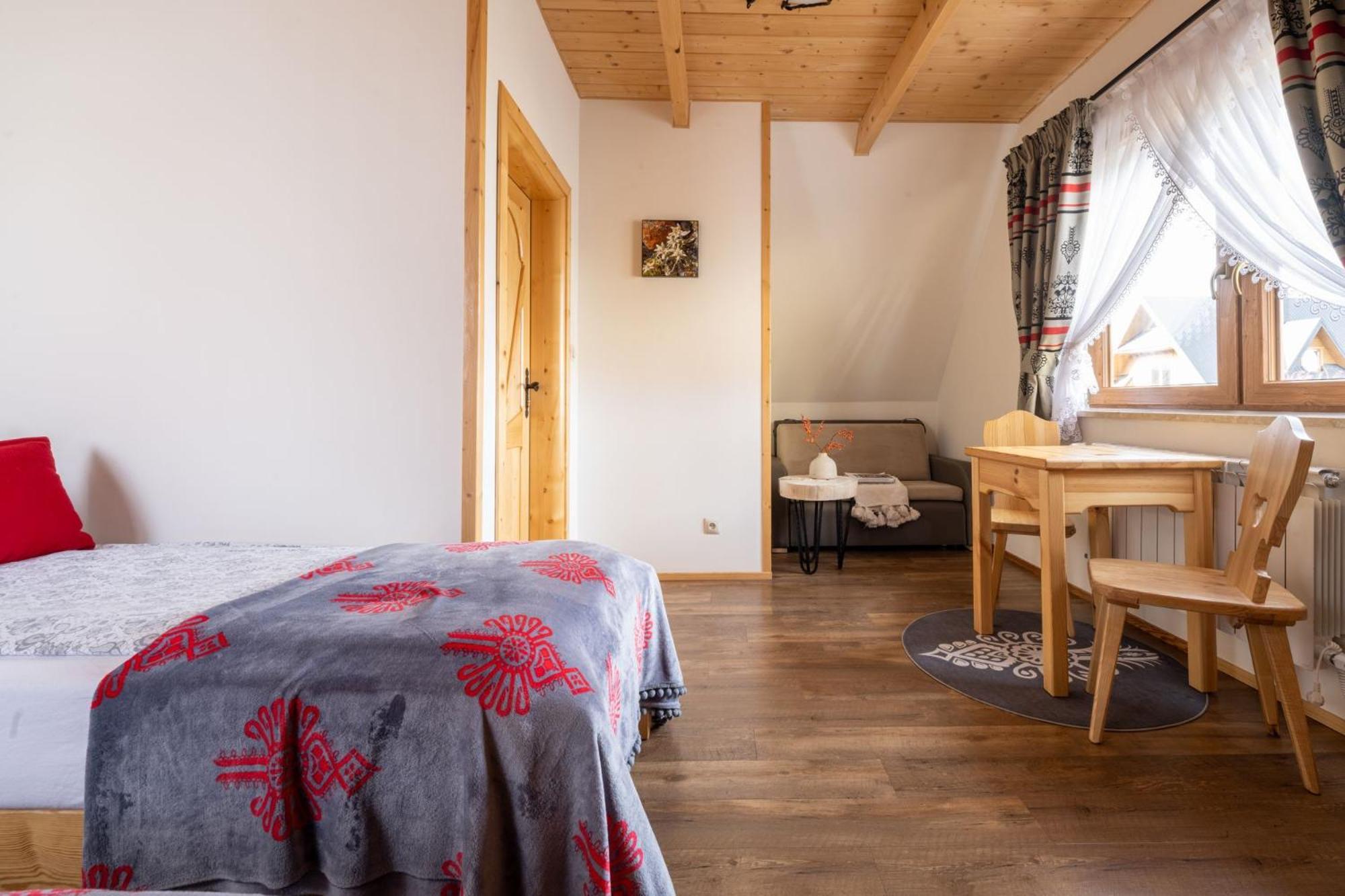 Lux-House & Jacuzzi Sauna Zakopane Eksteriør billede