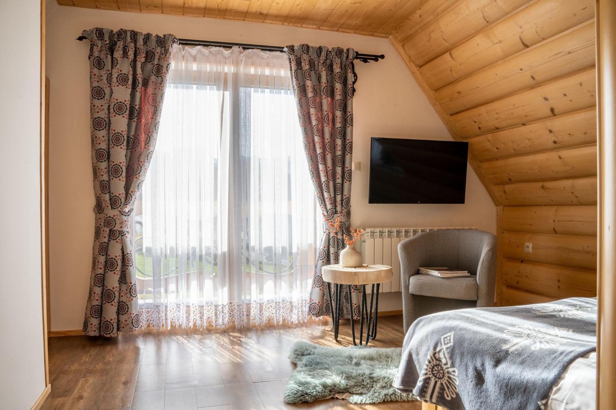 Lux-House & Jacuzzi Sauna Zakopane Eksteriør billede
